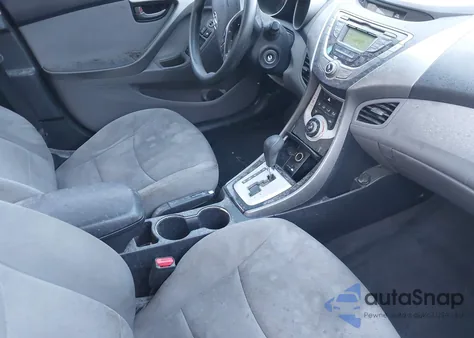 2012 Hyundai Elantra Gls (Ulsan Plant) z USA, uszkodzony, nr VIN KMHDH4AE7CU452628